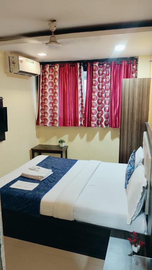 מומביי Hotel Golden Galaxy - Santacruz East מראה חיצוני תמונה