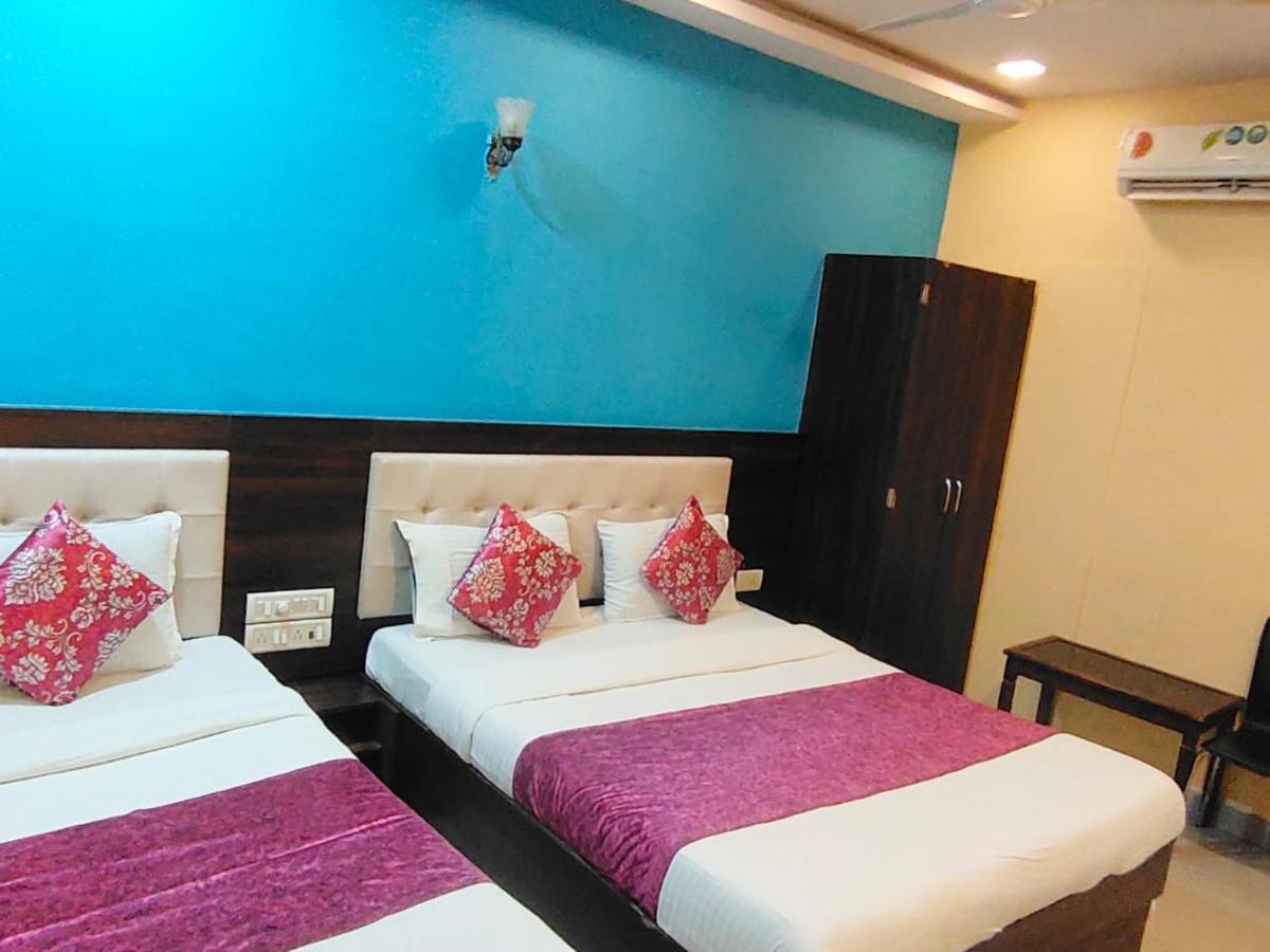 מומביי Hotel Golden Galaxy - Santacruz East מראה חיצוני תמונה