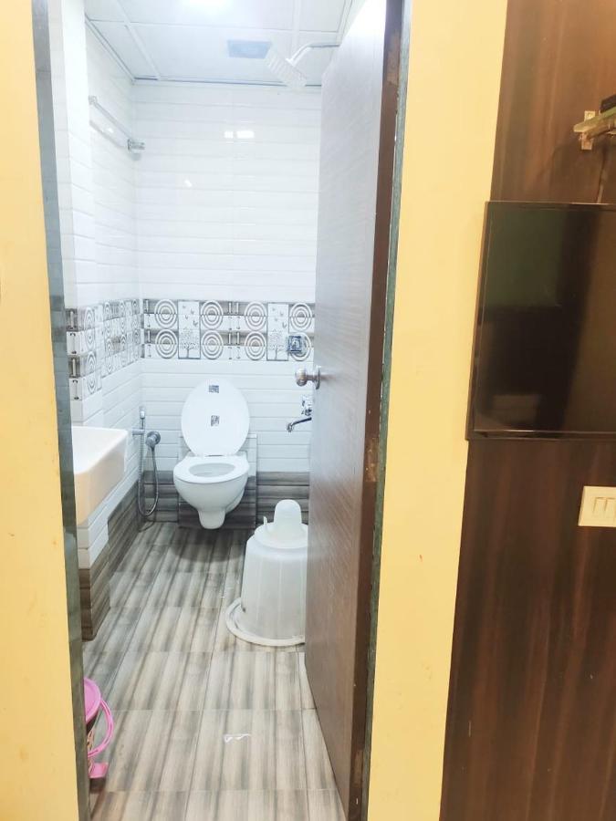 מומביי Hotel Golden Galaxy - Santacruz East מראה חיצוני תמונה